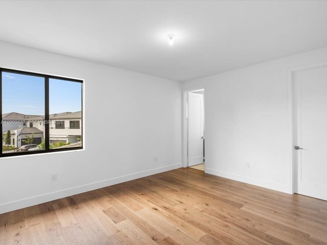 19701 NE 16 PL, Miami, FL 33179