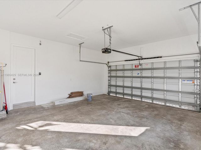 19701 NE 16 PL, Miami, FL 33179