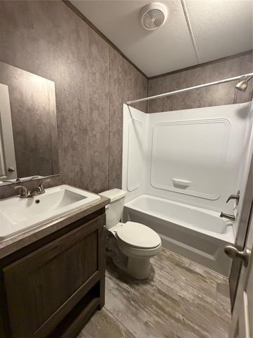 1221 Road 5500, Cleveland, TX 77327