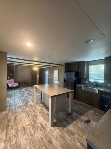 1221 Road 5500, Cleveland, TX 77327