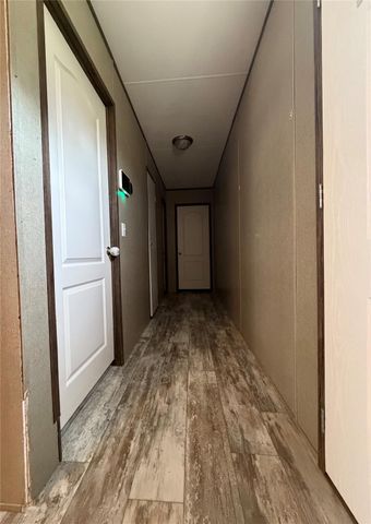 1221 Road 5500, Cleveland, TX 77327
