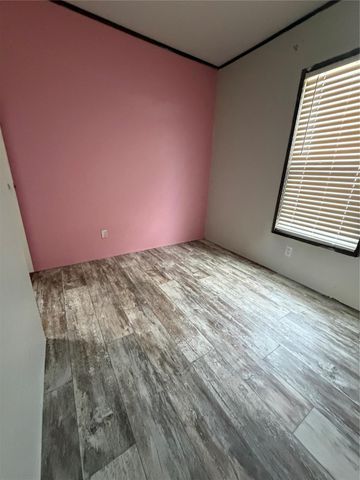 1221 Road 5500, Cleveland, TX 77327