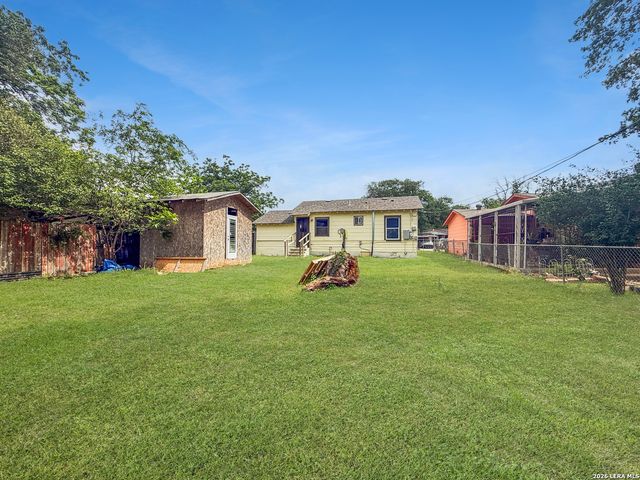 842 PRICE AVE, San Antonio, TX 78211