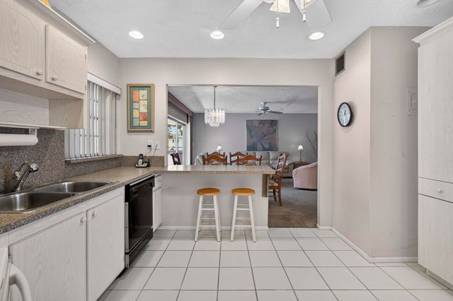 3 Greenway Vlg N 210, Royal Palm Beach, FL 33411