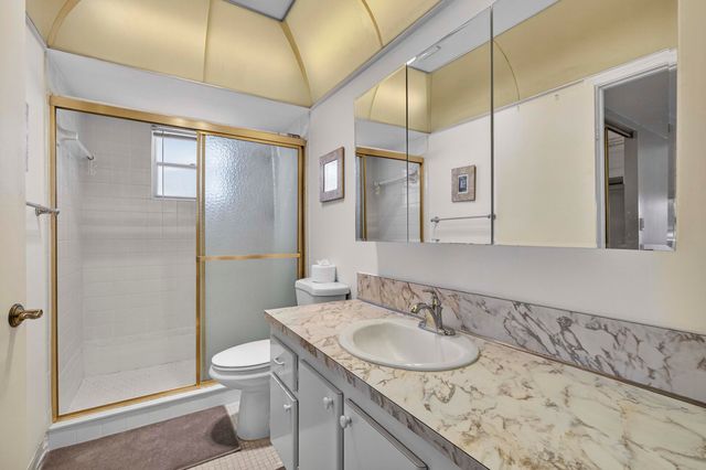 3 Greenway Vlg N 210, Royal Palm Beach, FL 33411