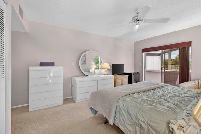 3 Greenway Vlg N 210, Royal Palm Beach, FL 33411