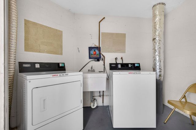 3 Greenway Vlg N 210, Royal Palm Beach, FL 33411