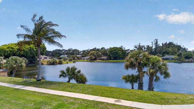 3 Greenway Vlg N 210, Royal Palm Beach, FL 33411