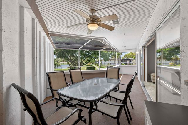 3 Greenway Vlg N 210, Royal Palm Beach, FL 33411
