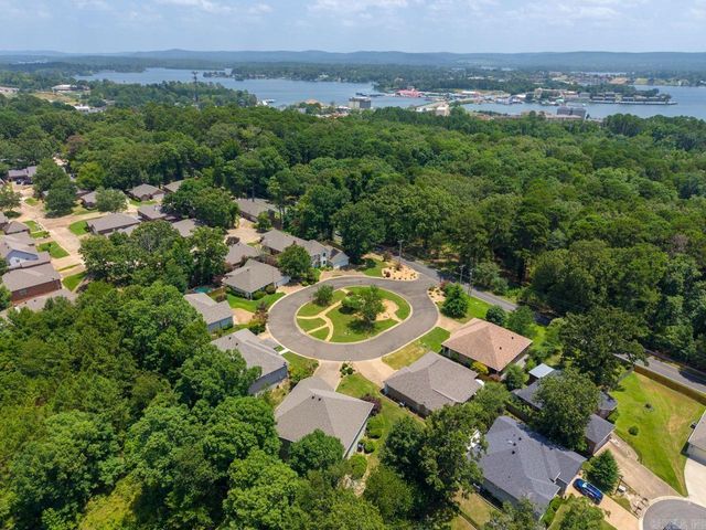 104 Garden View Circle, Hot Springs, AR 71913
