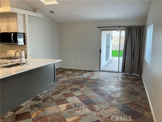 39513 Oak Cliff Drive, Temecula, CA 92591