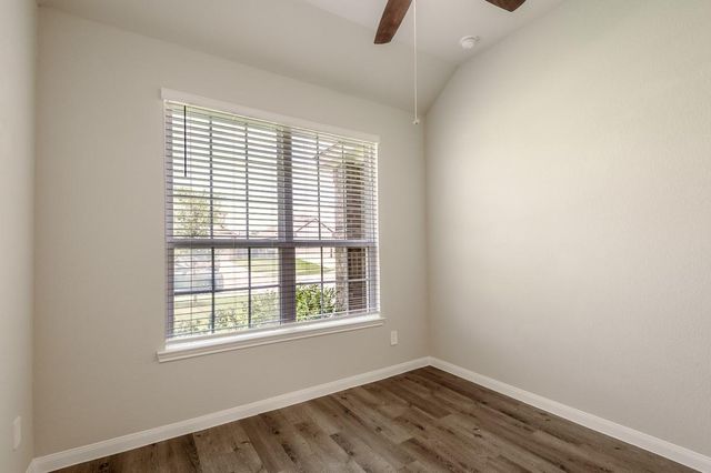 111 Pronghorn Drive, Huntsville, TX 77320