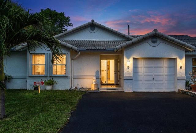 3343 NW 79th Way, Davie, FL 33024