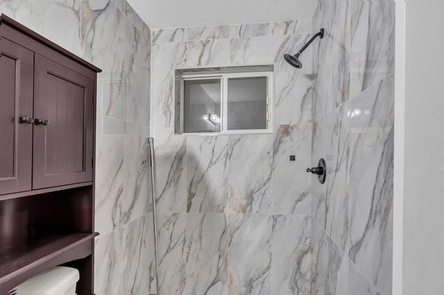 3343 NW 79th Way, Davie, FL 33024