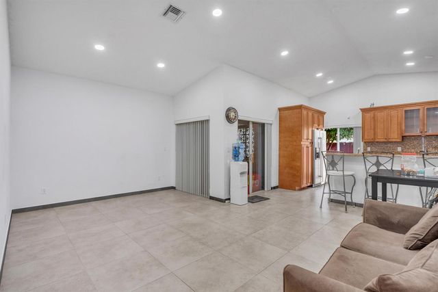 3343 NW 79th Way, Davie, FL 33024
