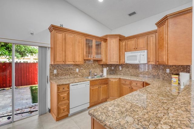 3343 NW 79th Way, Davie, FL 33024