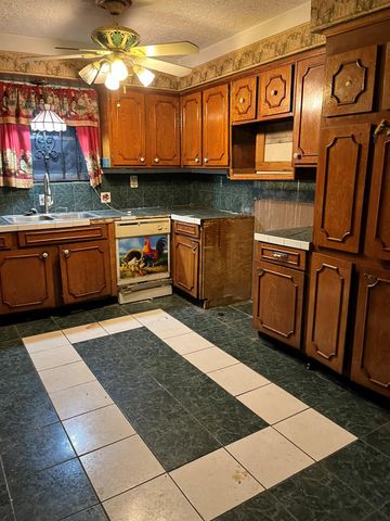 9623 Seeker Street, Houston, TX 77078