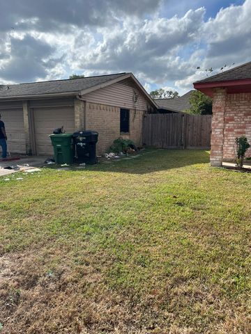 9623 Seeker Street, Houston, TX 77078