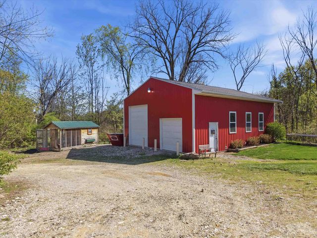 3633 Hollow Pine Court, Almont, MI 48003