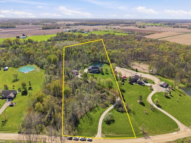 3633 Hollow Pine Court, Almont, MI 48003