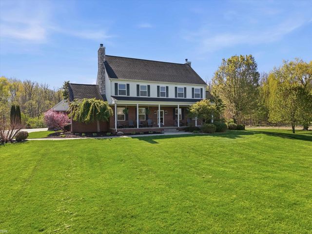 3633 Hollow Pine Court, Almont, MI 48003