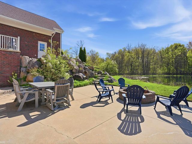 3633 Hollow Pine Court, Almont, MI 48003