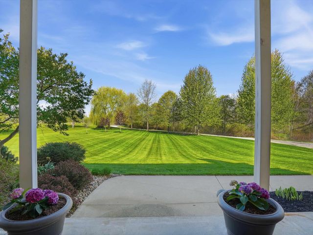 3633 Hollow Pine Court, Almont, MI 48003