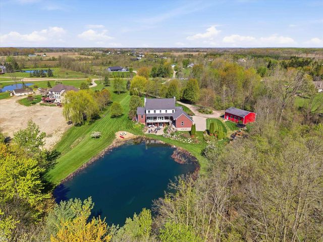 3633 Hollow Pine Court, Almont, MI 48003