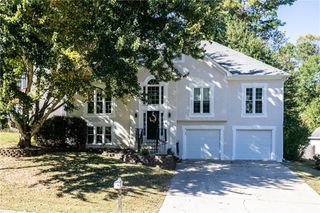 163 Clubhouse NW Drive, Kennesaw, GA 30144