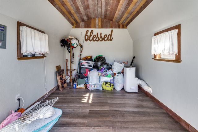 606 Tamara Lane, Grand Prairie, TX 75051