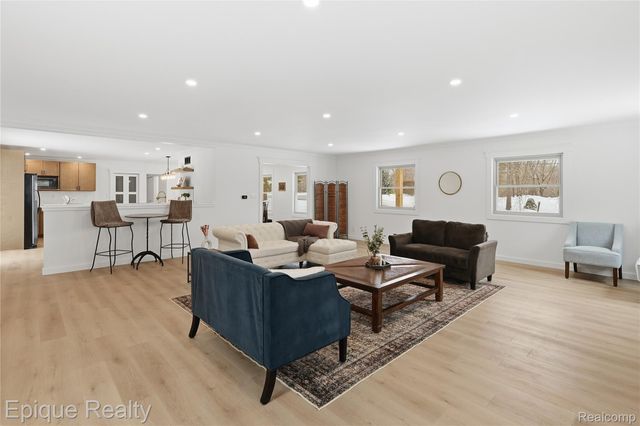 4563 Clifford Road, Genoa Township, MI 48116