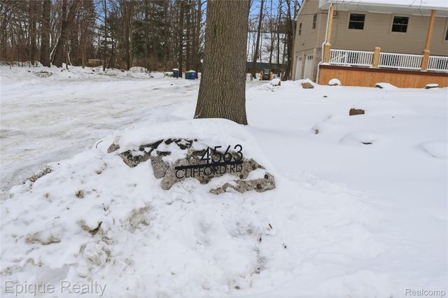 4563 Clifford Road, Genoa Township, MI 48116