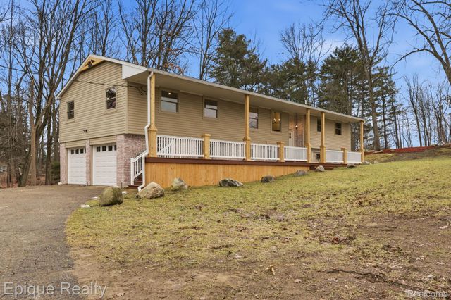 4563 Clifford Road, Genoa Township, MI 48116