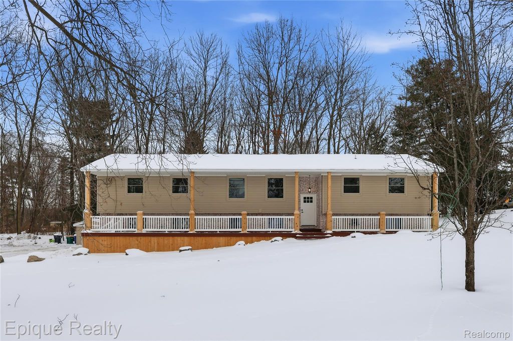 4563 Clifford Road, Genoa Township, MI 48116