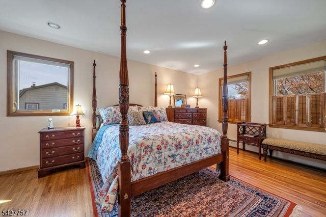 10 Woodmere Rd, West Caldwell Twp., NJ 07006