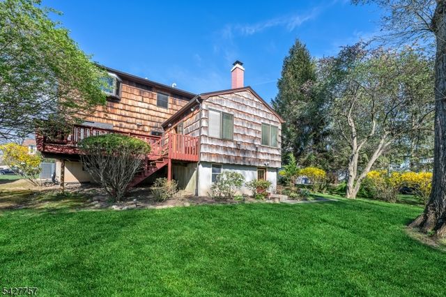 10 Woodmere Rd, West Caldwell Twp., NJ 07006