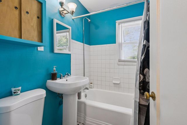 2924 Blackstone Avenue, Saint Louis Park, MN 55416