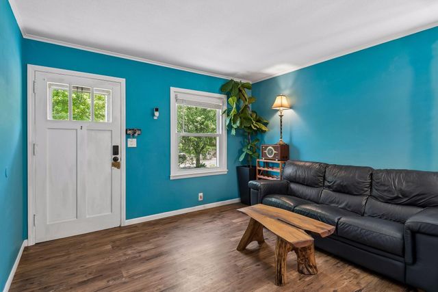 2924 Blackstone Avenue, Saint Louis Park, MN 55416
