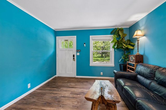 2924 Blackstone Avenue, Saint Louis Park, MN 55416