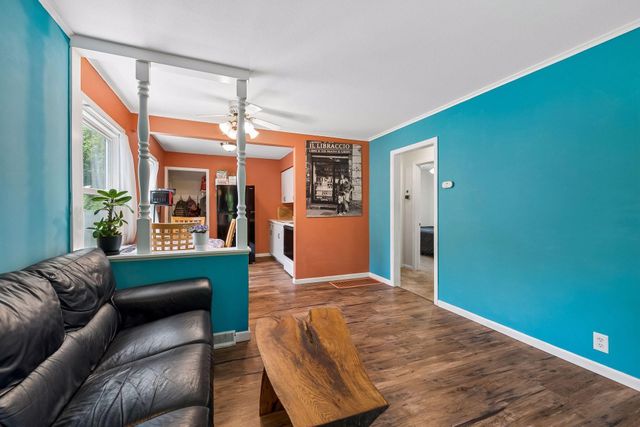2924 Blackstone Avenue, Saint Louis Park, MN 55416