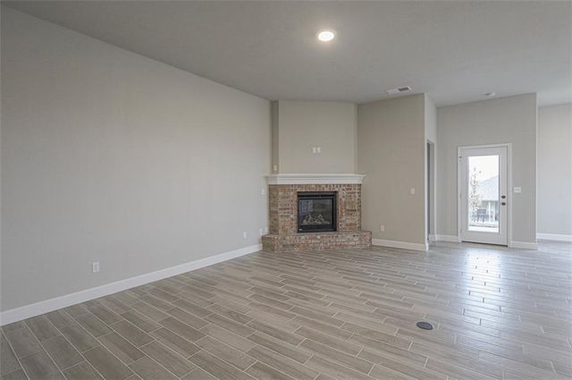 25241 W 92nd Terrace, Lenexa, KS 66227