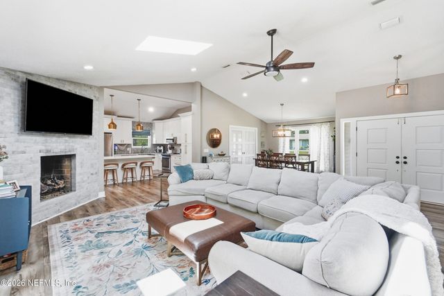 12925 DEEP LAGOON Place E, Jacksonville, FL 32246