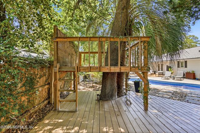 12925 DEEP LAGOON Place E, Jacksonville, FL 32246