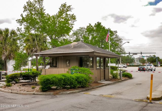 12925 DEEP LAGOON Place E, Jacksonville, FL 32246