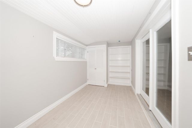 603 S Mccarty Avenue, Eagle Lake, TX 77434