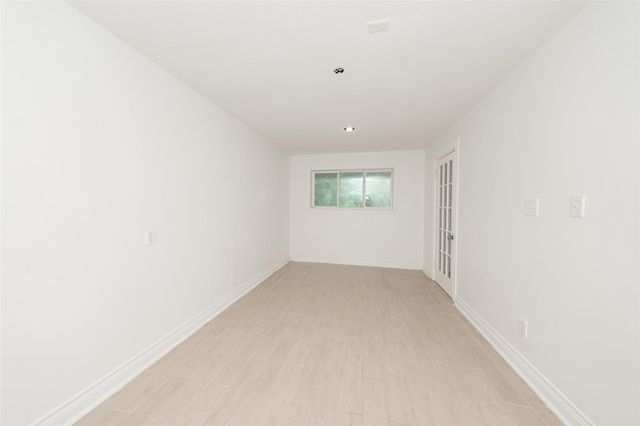 603 S Mccarty Avenue, Eagle Lake, TX 77434