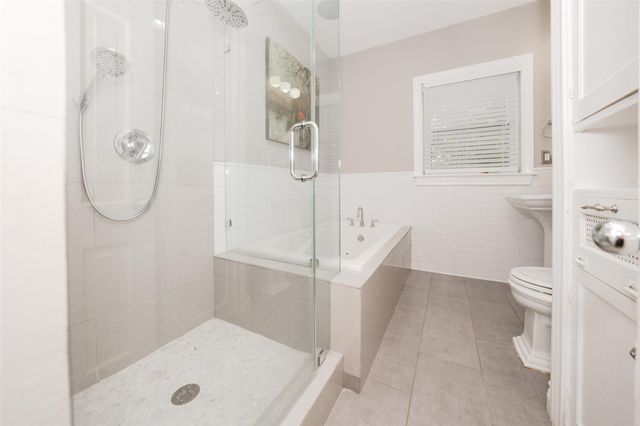 603 S Mccarty Avenue, Eagle Lake, TX 77434
