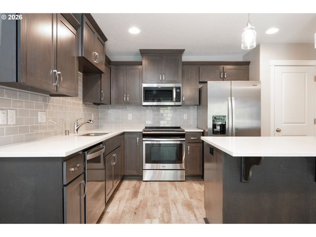 14020 Ne 7TH Ct, Vancouver, WA 98685