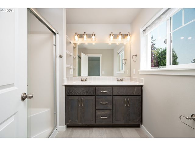 14020 Ne 7TH Ct, Vancouver, WA 98685