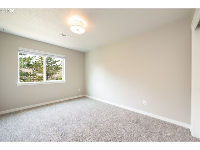 14020 Ne 7TH Ct, Vancouver, WA 98685
